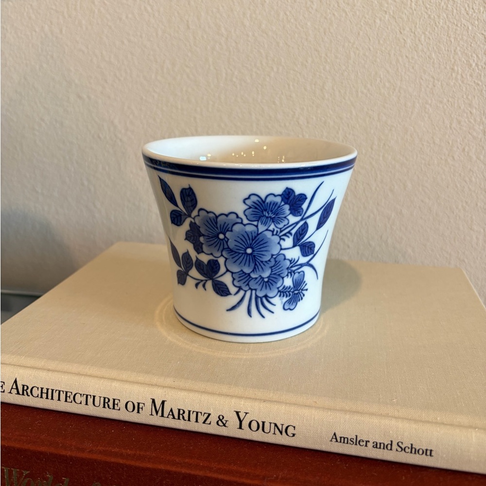 Vintage Chinoiserie Flower Pot Planter Ceramic Chinese Asian